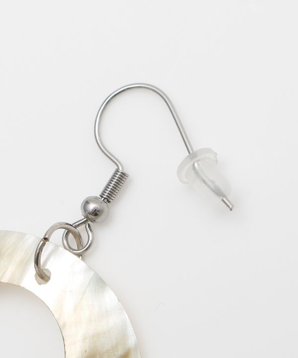 サークルシェルピアス WHITE -