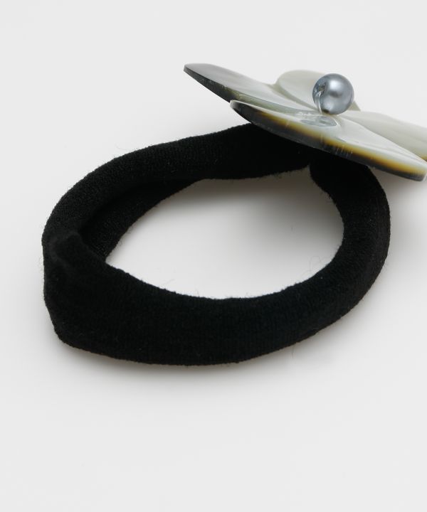 プルメリアシェルヘアゴム WHITE -