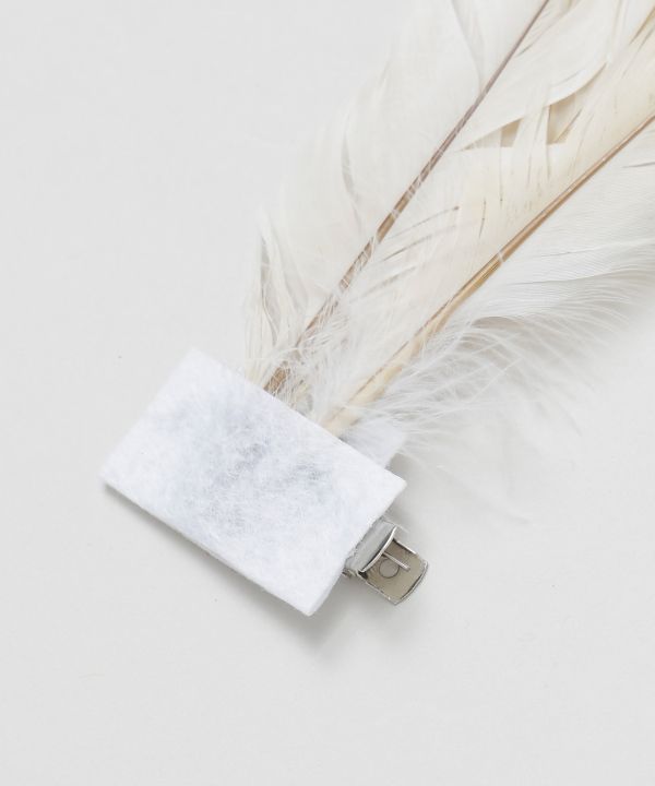 アパリマフェザークリップ WHITE -
