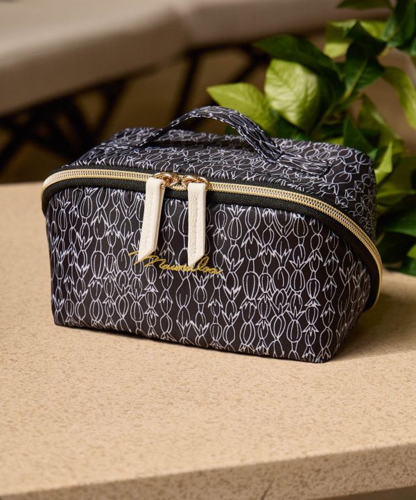 ピカケＢＯＸコスメポーチ BLACK -