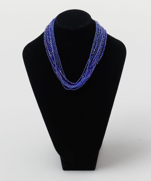 クリスタルビーズネックレス