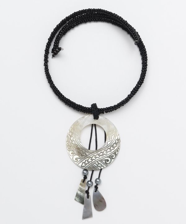 ヘイバオリタヒチチョーカー