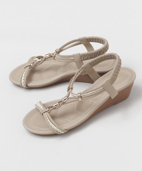 ウラナサンダル