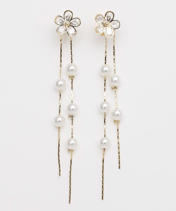 パールフラワーピアス