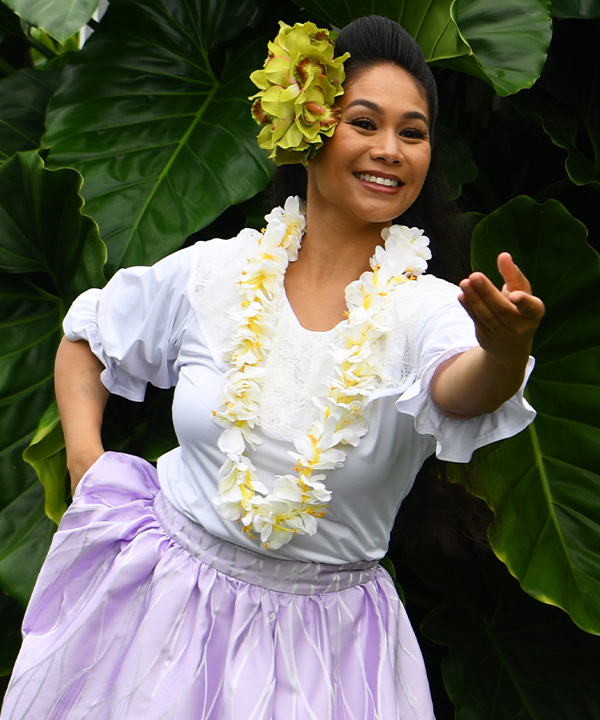 レースフリルパフ袖ＴＯＰ